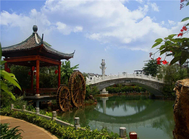 澄迈中华坊项目在售建面约55-72㎡1-2居，均价14000元/㎡