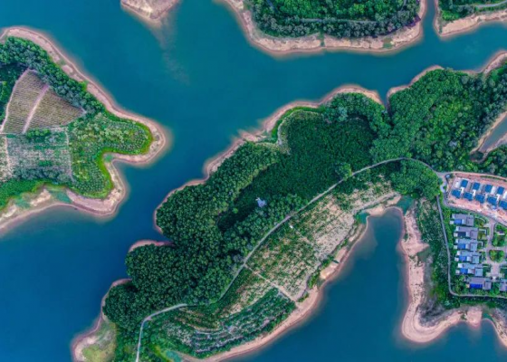 定安中铁诺德丽湖半岛怎么样？对湖居向往的答案。